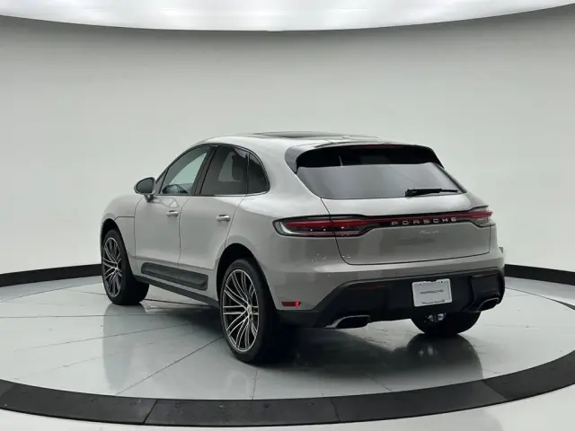 2026 Porsche Macan Base - Photo 22