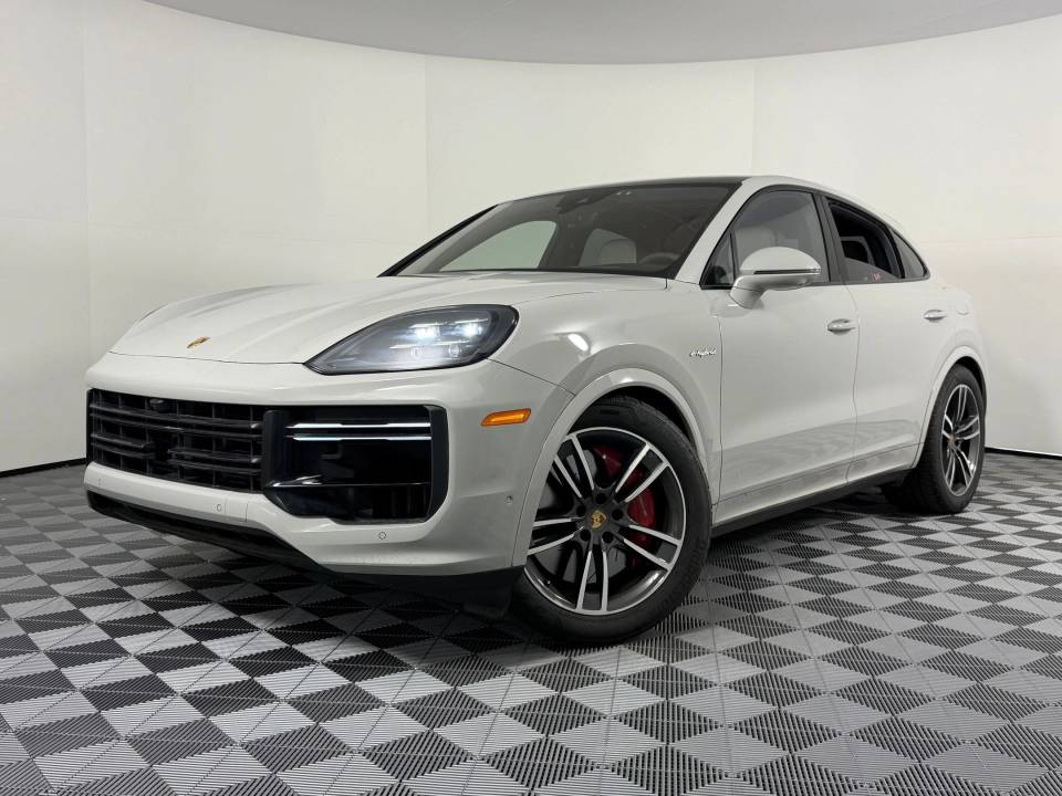 2024 Porsche Cayenne Coup Turbo E-Hybrid