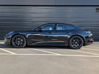2026 Porsche Panamera Base - Photo 13
