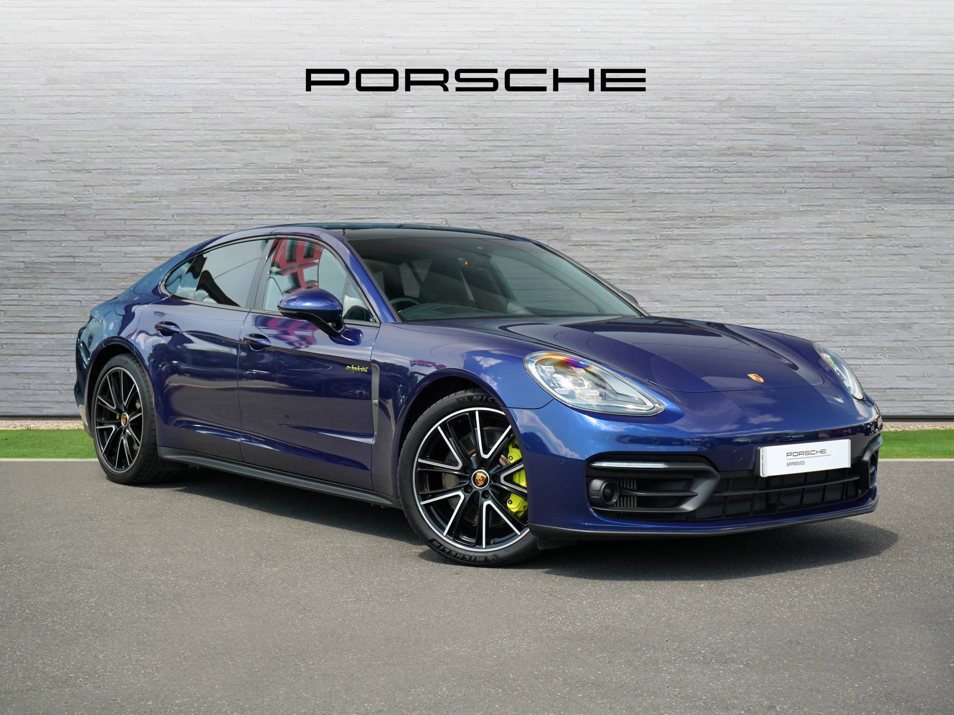 Panamera 4 E-Hybrid, photo 1 of 43