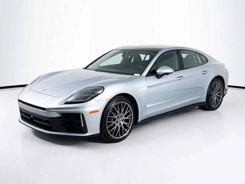 2026 Porsche Panamera Base