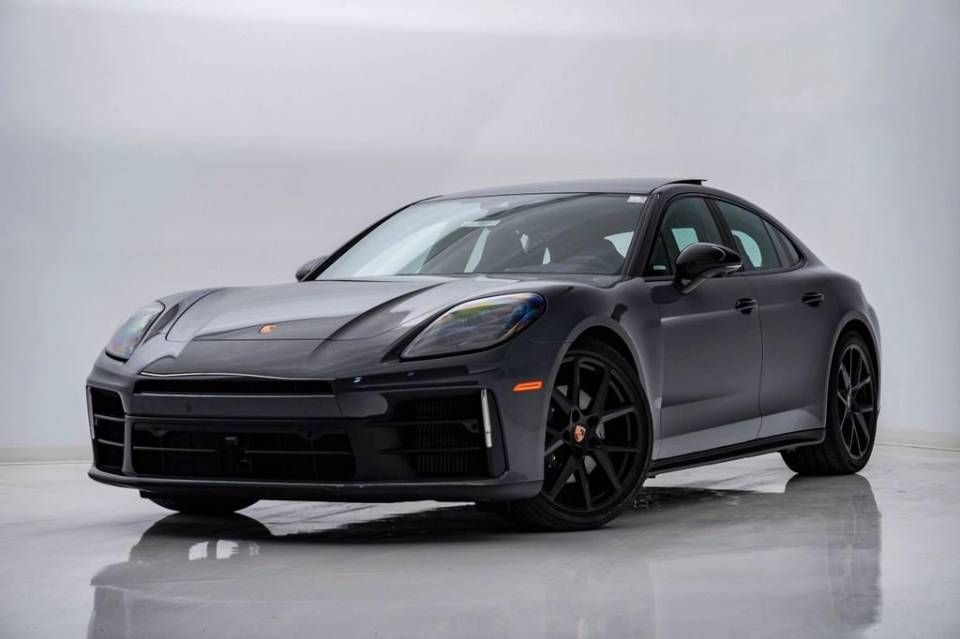 2026 Porsche Panamera