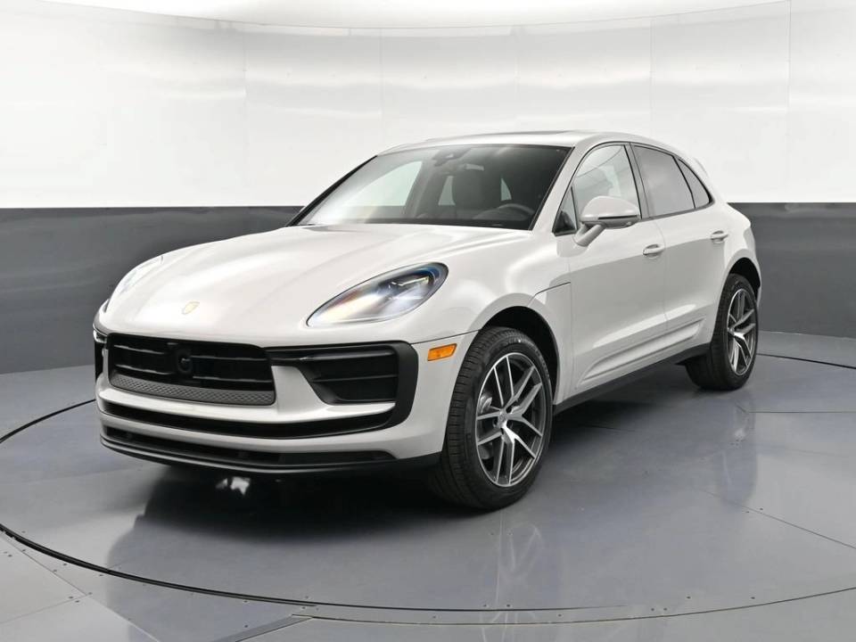 2026 Porsche Macan