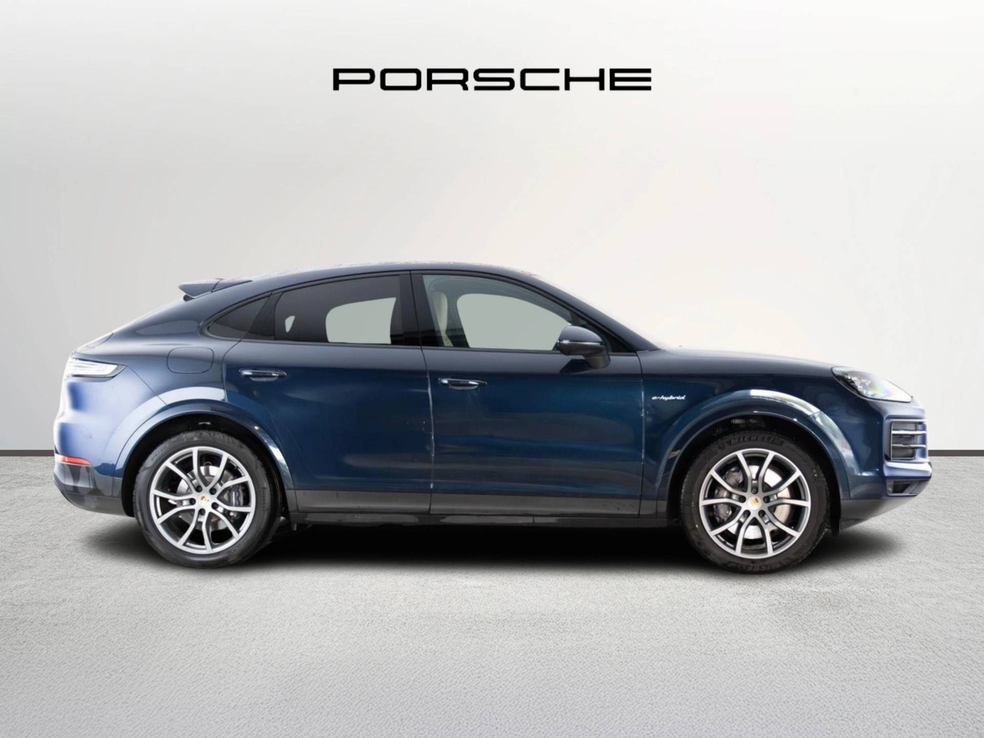 Cayenne E-Hybrid Coupé, photo 2 of 44