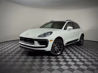 2026 Porsche Macan's photo