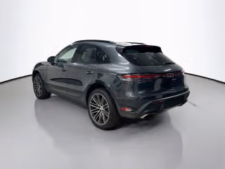 2025 Porsche Macan Base - Photo 17