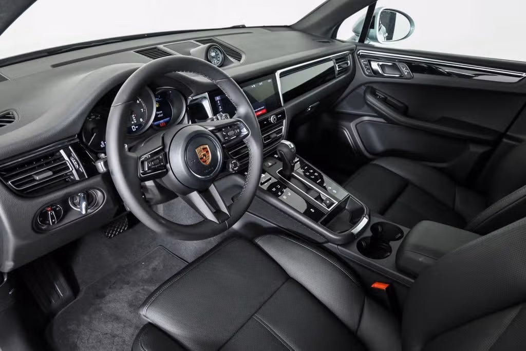 2026 Porsche Macan Base - Photo 28