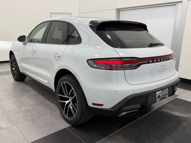 2026 Porsche Macan Base - Photo 22