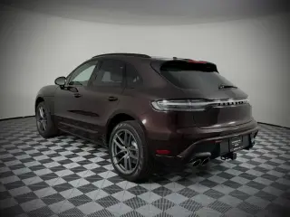 2025 Porsche Macan T - Photo 21