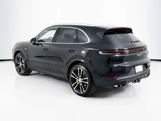 2026 Porsche Cayenne E-Hybrid - Photo 21