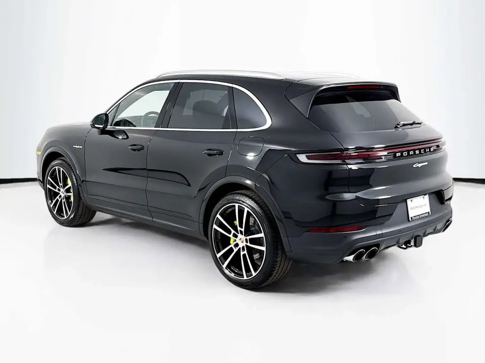2026 Porsche Cayenne E-Hybrid - Photo 23