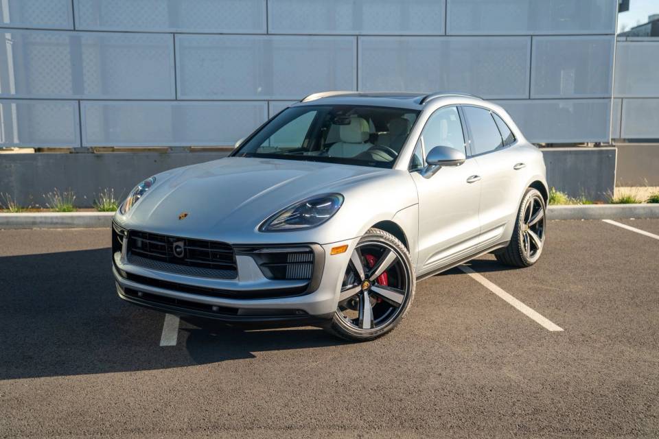 2026 Porsche Macan