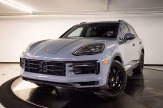 2024 Porsche Cayenne -'s photo