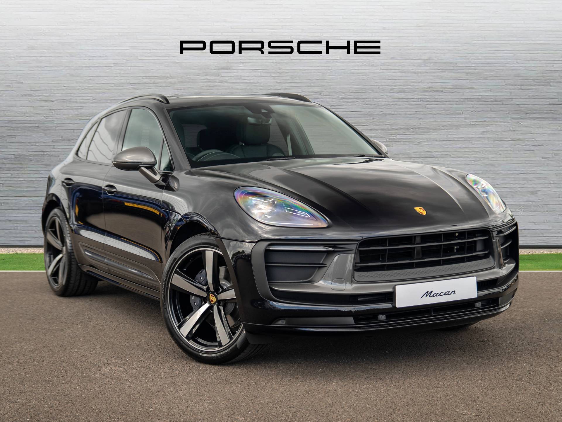 Macan T, photo 1 of 41