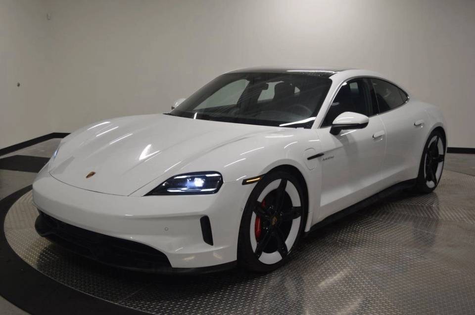 2025 Porsche Taycan S