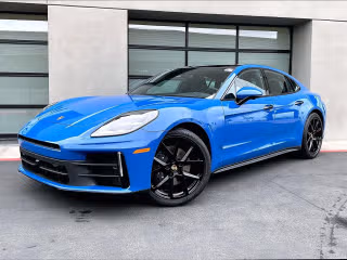 2026 Porsche Panamera -'s photo