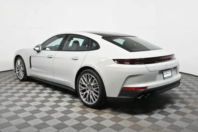 2026 Porsche Panamera Base - Photo 22