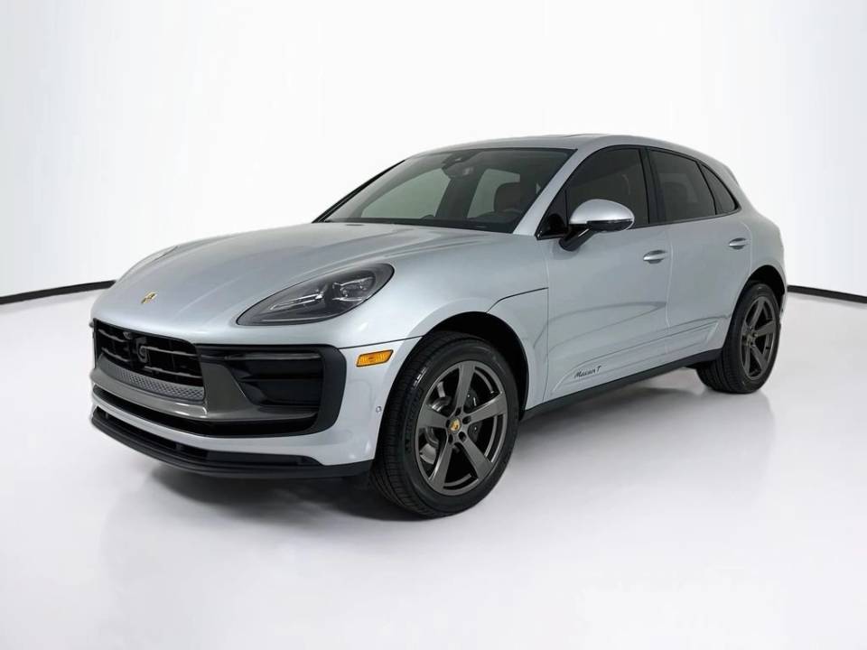 2026 Porsche Macan T