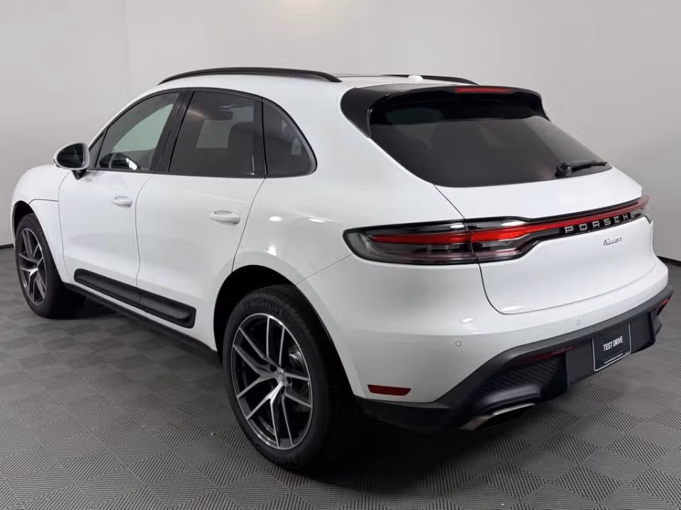 2026 Porsche Macan Base - Photo 19