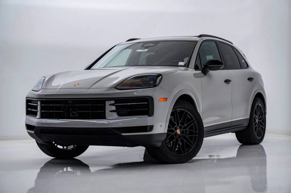 2026 Porsche Cayenne Base