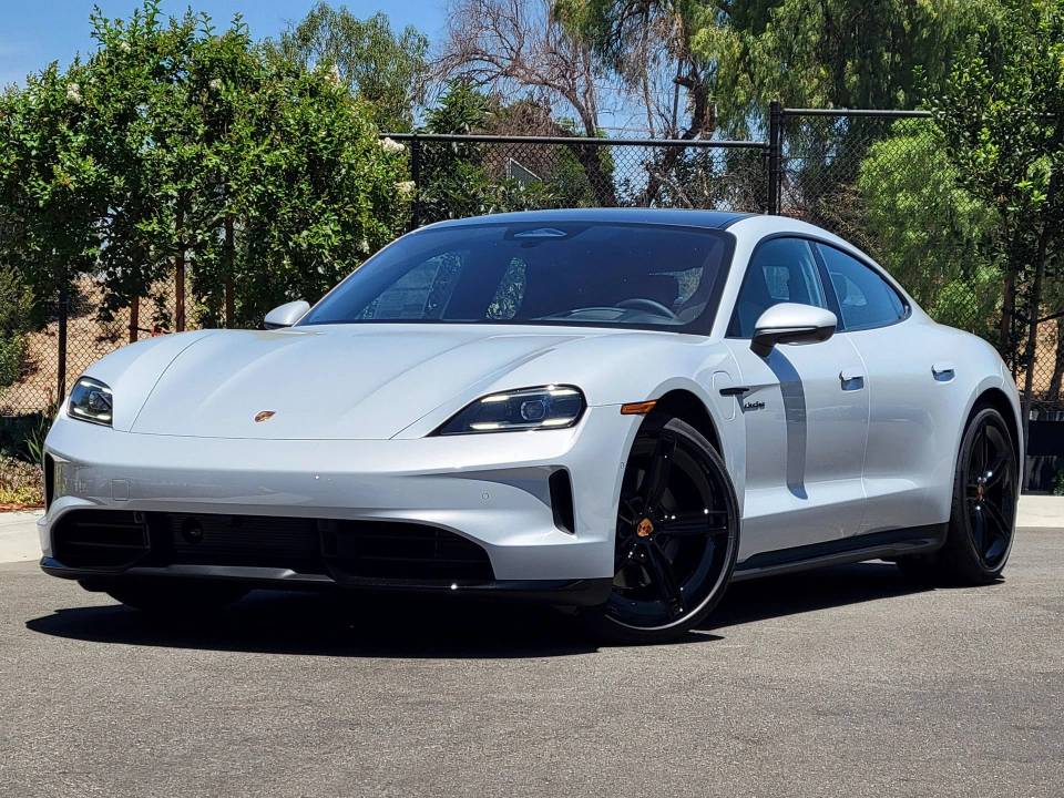 2026 Porsche Taycan