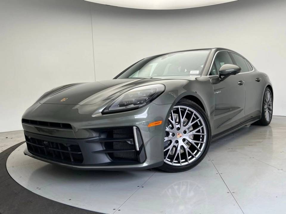 2026 Porsche Panamera