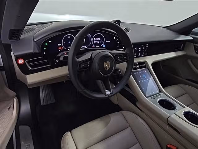2025 Porsche Taycan Base - Photo 28