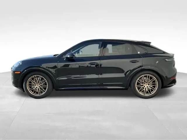 2026 Porsche Cayenne Coup GTS - Photo 16