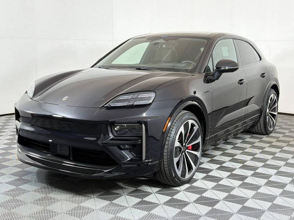 2026 Porsche Macan