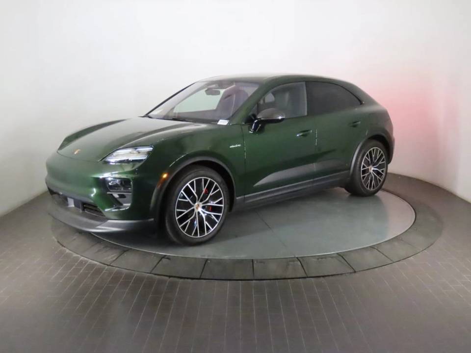 2025 Porsche Macan S