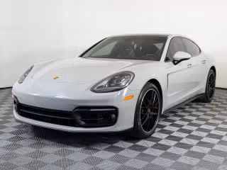2023 Porsche Panamera