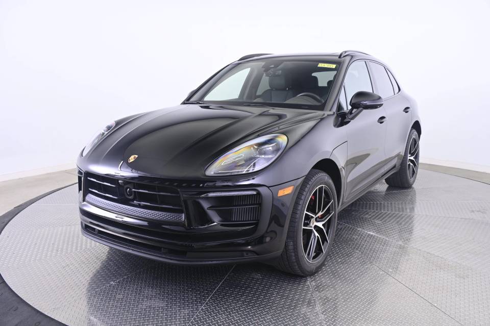 2024 Porsche Macan S