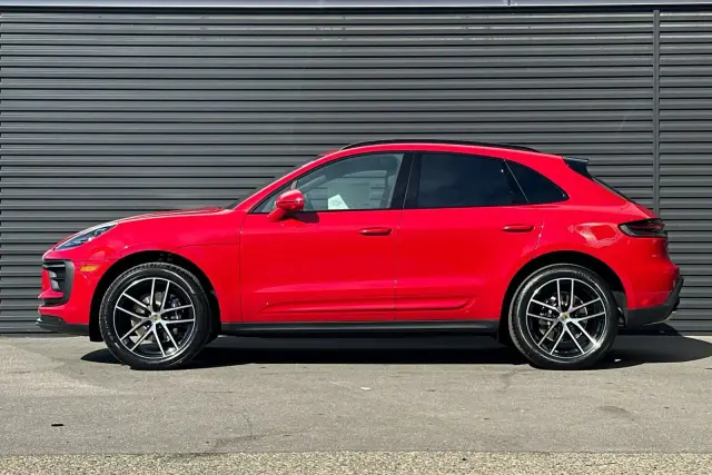 2026 Porsche Macan Base - Photo 14