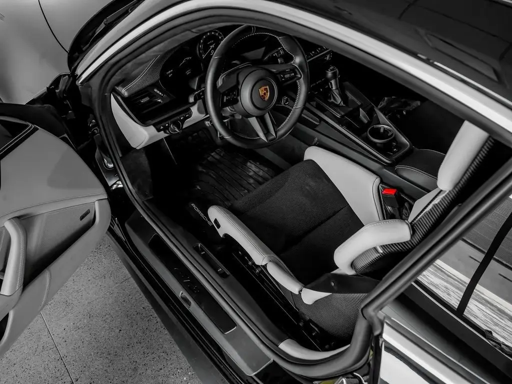 2022 Porsche 911 GT3 - Photo 32