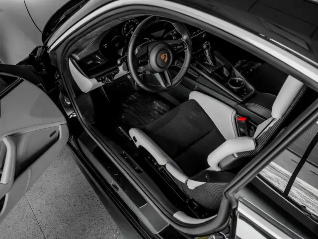 2022 Porsche 911 GT3 - Photo 30