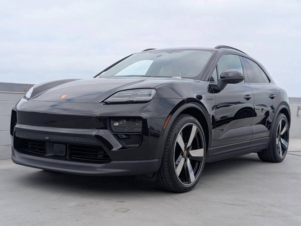 2026 Porsche Macan