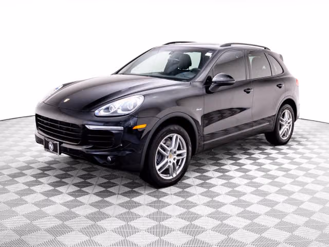 Used 2015 Porsche Cayenne Diesel with VIN WP1AF2A2XFLA42471 for sale in Barrington, IL