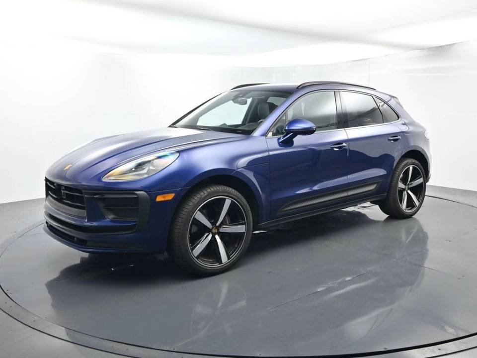 2025 Porsche Macan