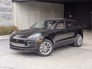 2026 Porsche Macan's photo