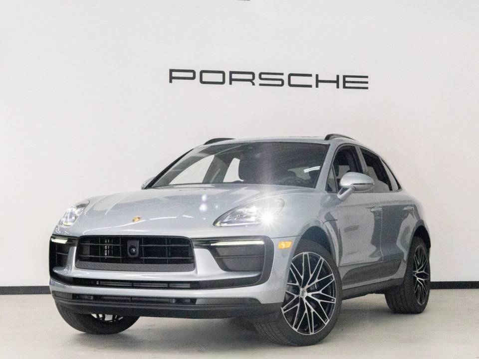 2026 Porsche Macan