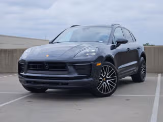 2026 Porsche Macan's photo