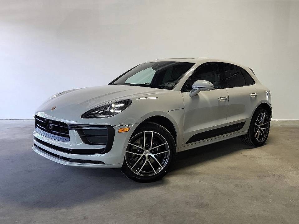 2026 Porsche Macan