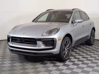 2026 Porsche Macan's photo