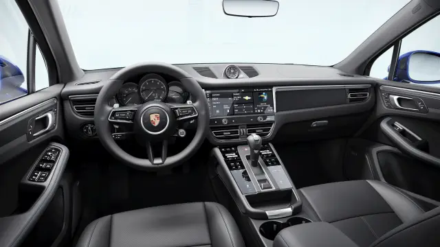2026 Porsche Macan - Photo 30