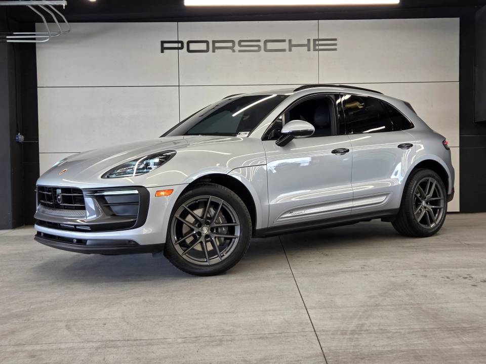 2024 Porsche Macan T