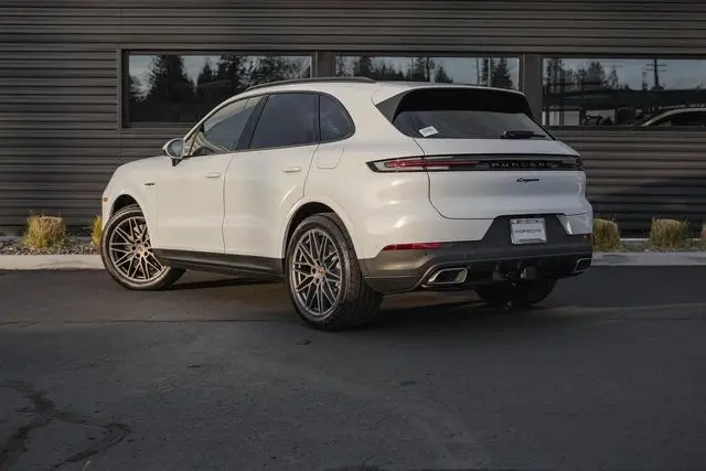 2026 Porsche Cayenne E-Hybrid - Photo 22
