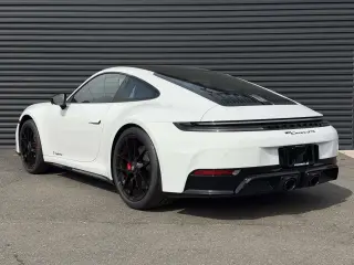 2026 Porsche 911 GTS - Photo 21