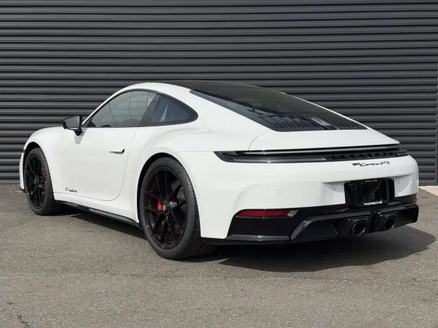 2026 Porsche 911 GTS - Photo 22