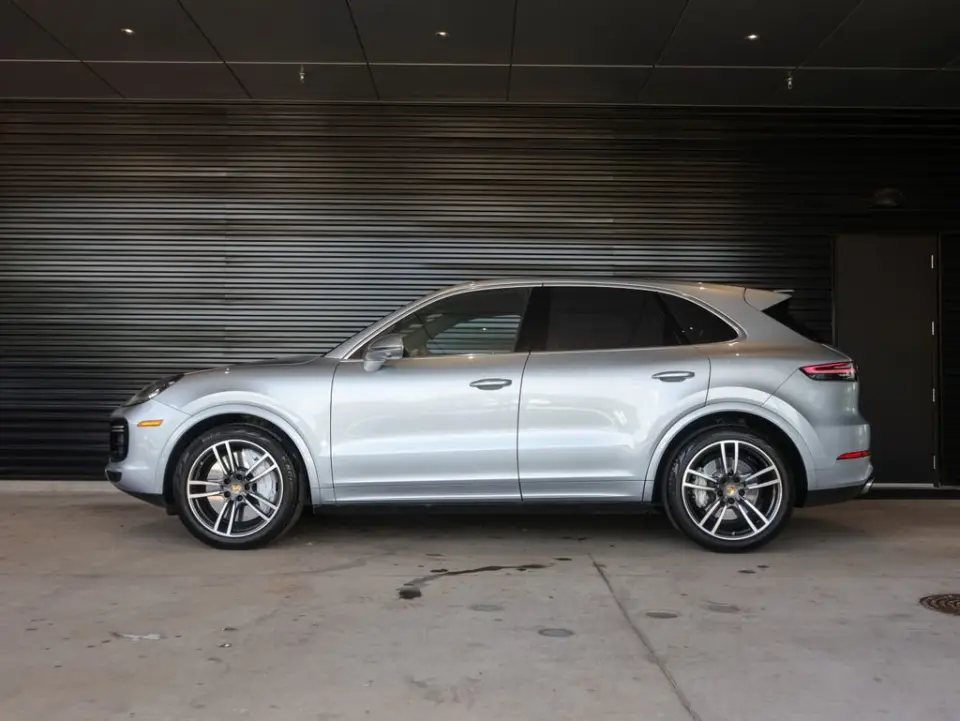 2022 Porsche Cayenne Turbo - Photo 15