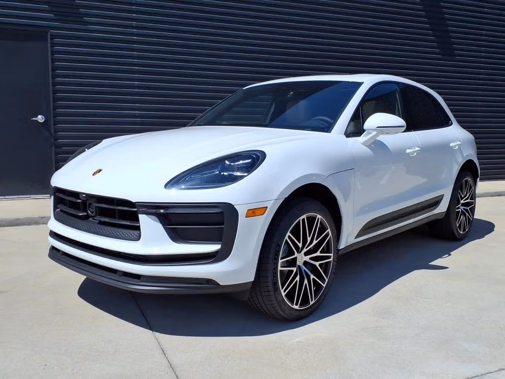 2026 Porsche Macan